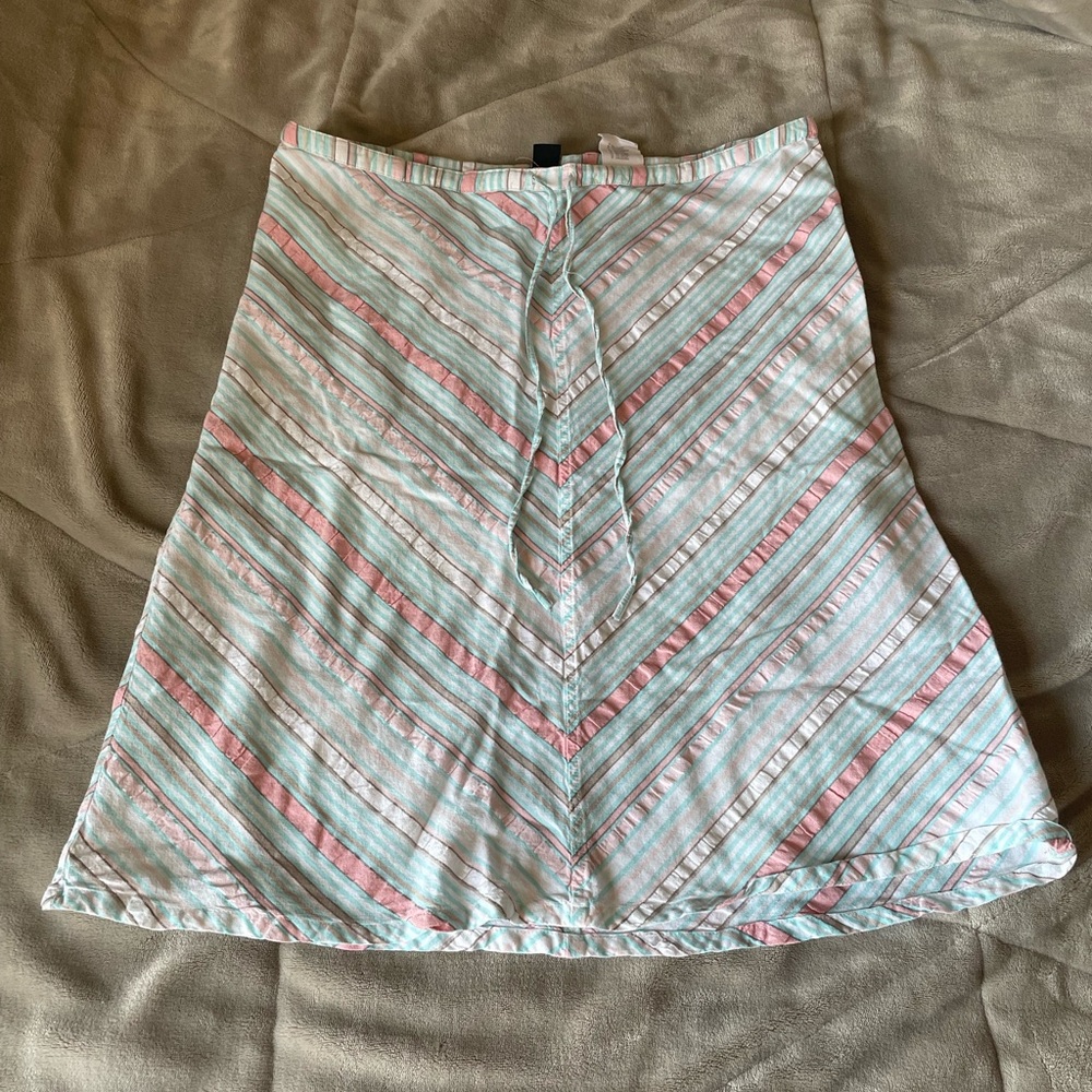 vintage mid length H&M skirt
